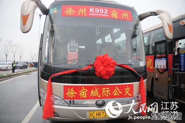 郑丽文访陆之后台海棋局开始换盘：真正的信号不在表态而在结构变化